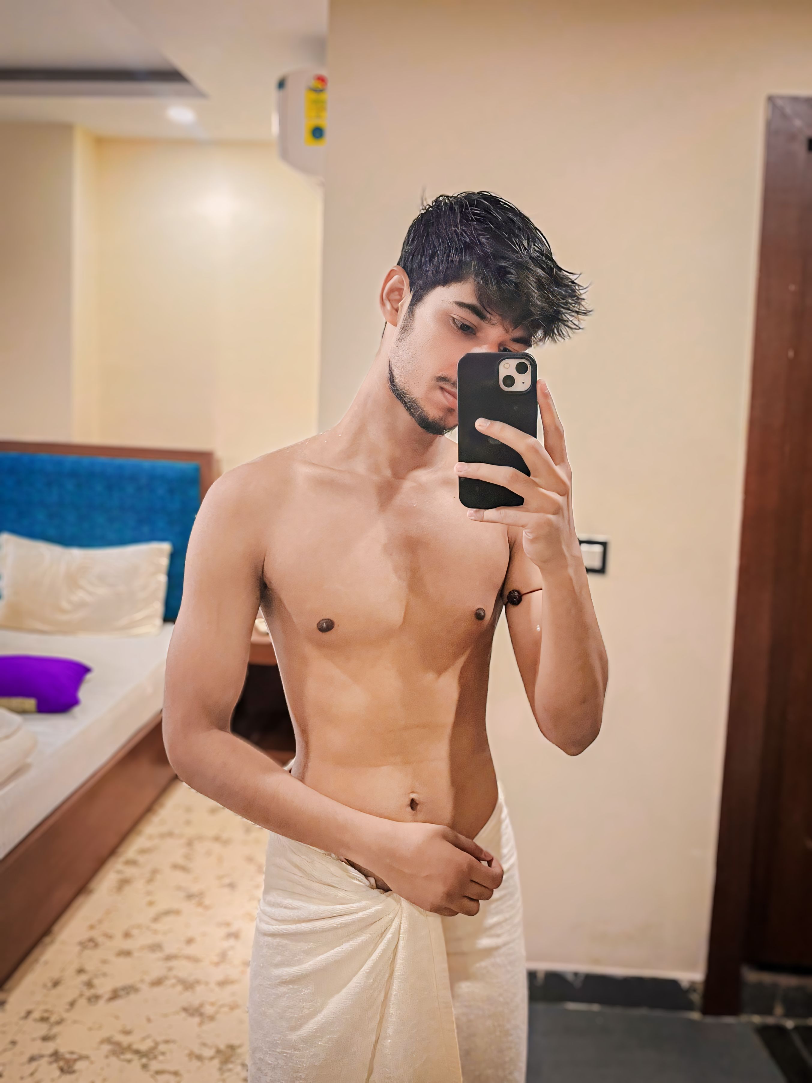 Oishik Biswas (20)